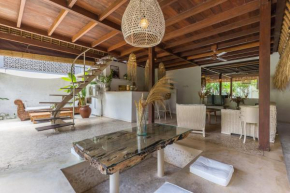 Eco Bamboo Bungalow 3